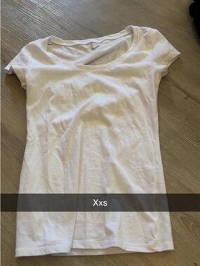 Classic Women's Scoop Neck Tee - White